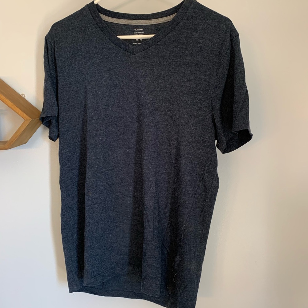 V-neck T-shirt